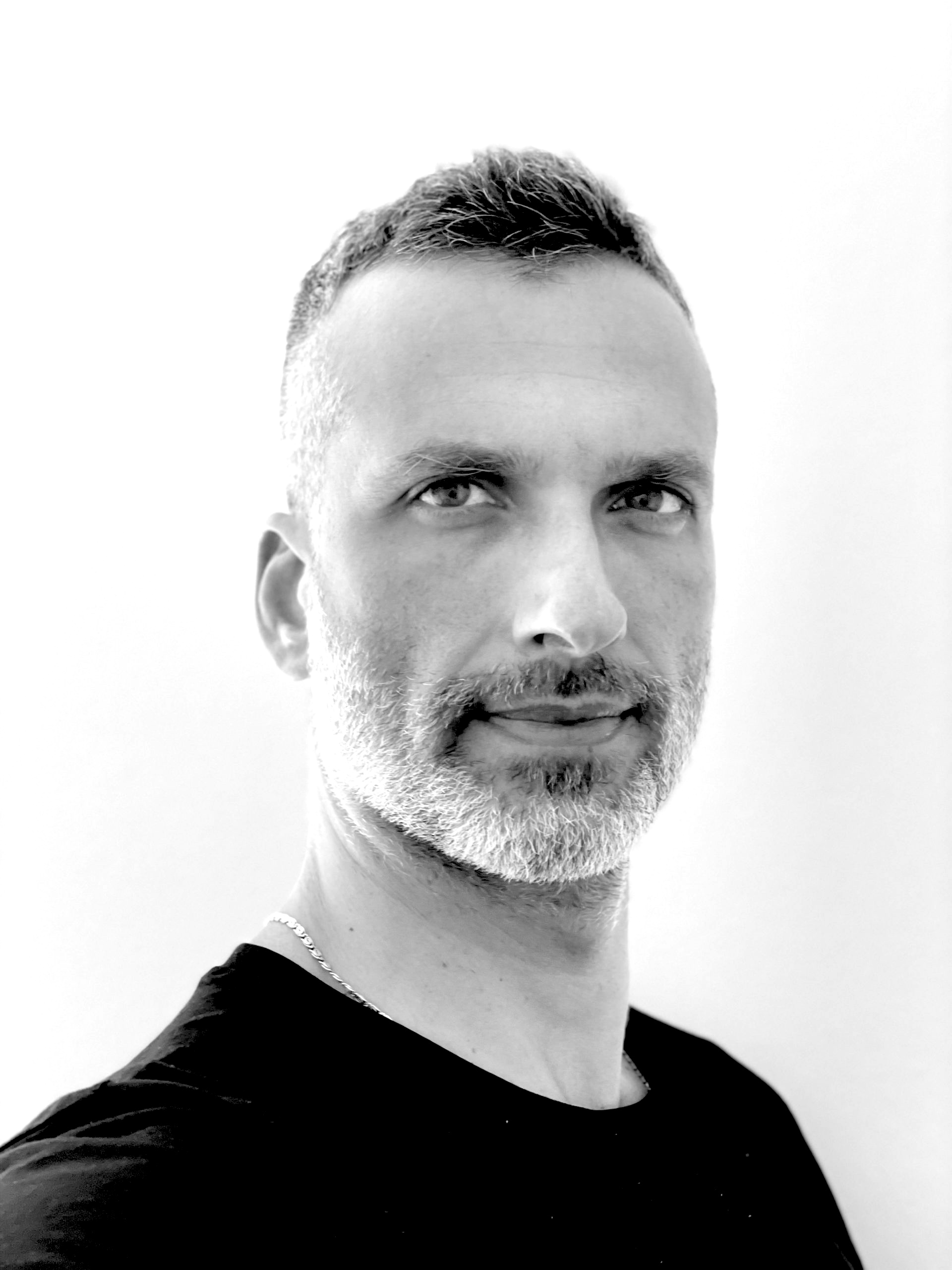Dr. Yaron Ogen